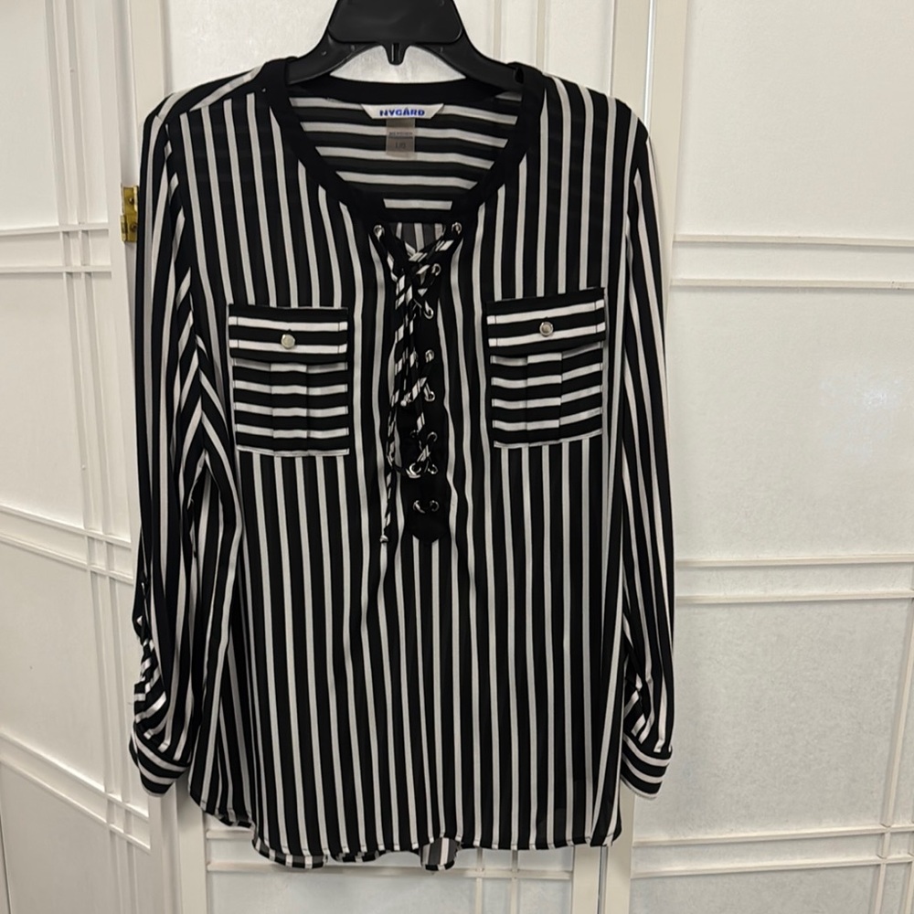 Avenue Black and White 3/4 Sleeve Tie Front Blouse